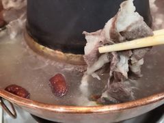 -羊家胡同·龙虾烧烤火锅(龙汇路店)