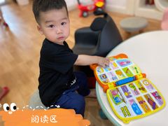 -龙格亲子游泳俱乐部(泊富中心)