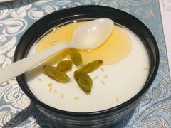 手工自制酸奶-巴扎美食·新疆菜·西域歌舞表演餐厅(新疆大厦店)