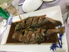 -宾朋海鲜特色美食餐厅·纯手工鲅鱼水饺(兴海路店)