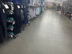 -迪卡侬(观山店)