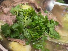 -川堂风·跷脚牛肉·乐山爆炒(宝山日月光店)