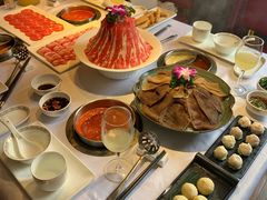 -泓炙颐凤鲜海鲜火锅料理(桐乡店)