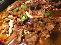 馋嘴牛蛙锅-蜜桃餐厅·江浙融合菜(荟聚购物中心店)
