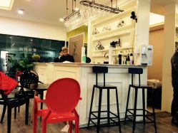 -BTR发型定制潮沙龙店