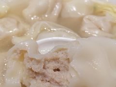 刀鱼馄饨-老半斋(福州路店)
