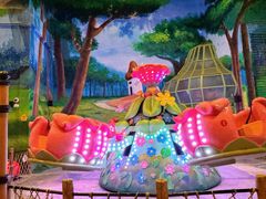 -蓝精灵乐园·世茂精灵之城主题乐园