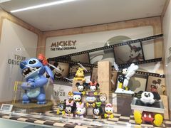 -泡泡玛特POPMART(上海环球港店)