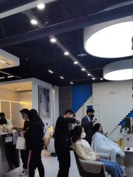 点击看大图 -银星女王公园发型艺术沙龙