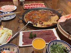 -旧街市鲜货老火锅(大光路店)