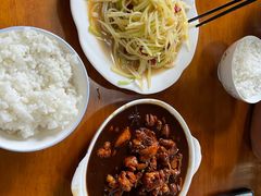 -三居鲁味坊黄焖鸡(山大路店)