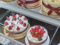 -花花卷卷·鲜食蛋糕(静安久光百货店)