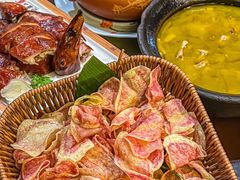 -老滇山寨•云南特色菜•地方菜•民族风情歌舞表演(金碧店)