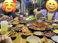 -正南齊北重庆老火锅(光华村直营店)