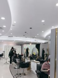-八佰伴8008星级形象店