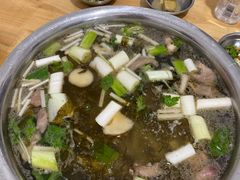 -黑竹沟新场牛肉火锅