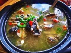 姬松茸炖鸡-妈妈的味道(和顺古镇店)