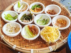 -包整·丝娃娃(一览甲秀楼风景店)