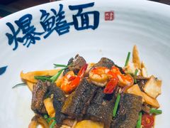 -李犟大爆鳝面·手工蟹黄包(湖滨西湖店)