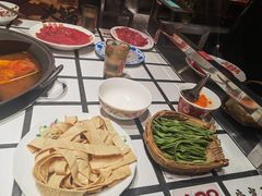 -朱光玉火锅馆(小寨原力场店)