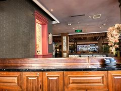 -八府香鸭·啫啫煲(华山路店)