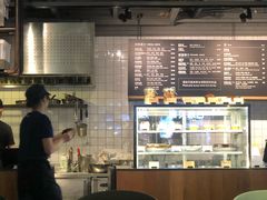 -Wagas沃歌斯(百盛优客店)