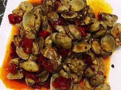 -扒虾小妹儿麻辣海鲜(宏图街店)