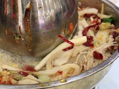 -撒拉人家.酸菜牦牛肉火锅