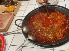 -旧街市鲜货老火锅(大光路店)