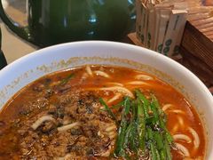 -云海肴·汽锅鸡·云南菜(天山百盛优客店)