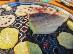 -唯成•韩国炭火烤肉 유성고기