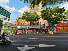 -宝健路步行街(Pedestrian Shopping Street)