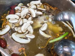 -乳仔牛牦牛汤锅 烤羊排(松潘古城店)