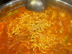 -山·烤辣鸡韩国料理(西溪路店)