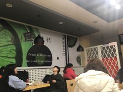 -王府井奥莱临潼小镇(临潼店)