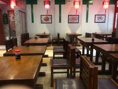 大堂-石头门坎