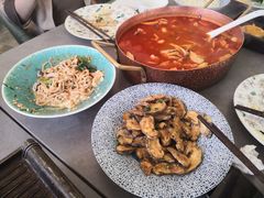 -沿途四季·云南菜·诗酒茶(蓝色港湾店)