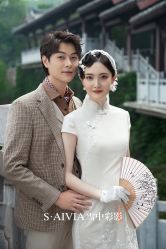 -雪中彩影婚纱摄影·微光艺术中心