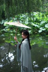 -古绫丝绸旗袍体验馆