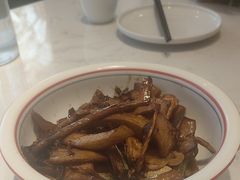 -峨嵋小镇·川菜(勒泰中心店)