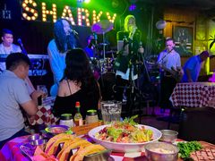 -鲨鱼美式餐厅酒吧Sharky