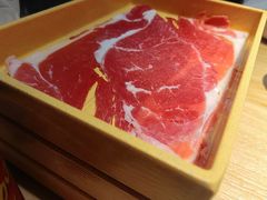-枝魯枝魯自助料理