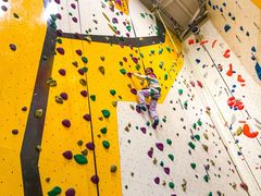 -问山MountQuest攀岩馆