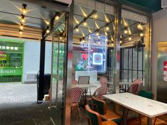 -DQ·蛋糕·冰淇淋(大宁国际商业广场店)
