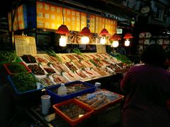 -六合夜市
