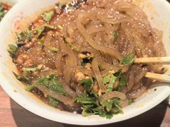 -万记麻辣烫国展总店