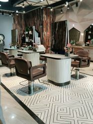 -PE SALON