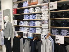 -优衣库(上海正大广场店)