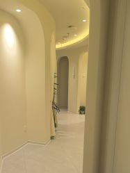 -芮娜皮肤管理·SPA中心