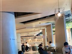 大堂-瑞幸咖啡(大都会东方广场店)